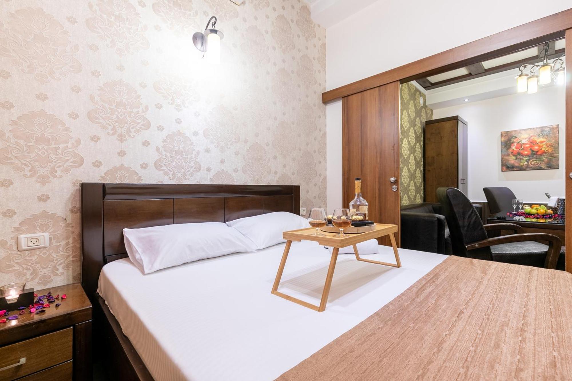 Hotel House Rishon Leziyyon Exterior photo